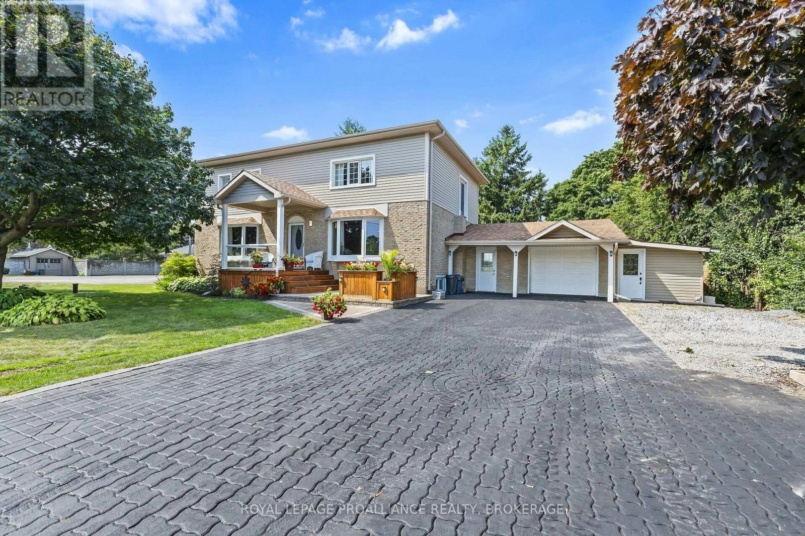 2112 Burbrook Road, Kingston, ON, K7L 4V4