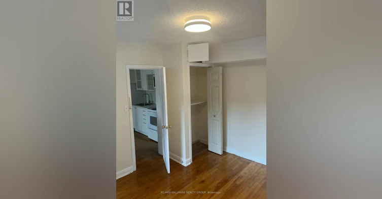 1-257 Bronson Avenue, Ottawa, ON, K1R 6H6 - 4