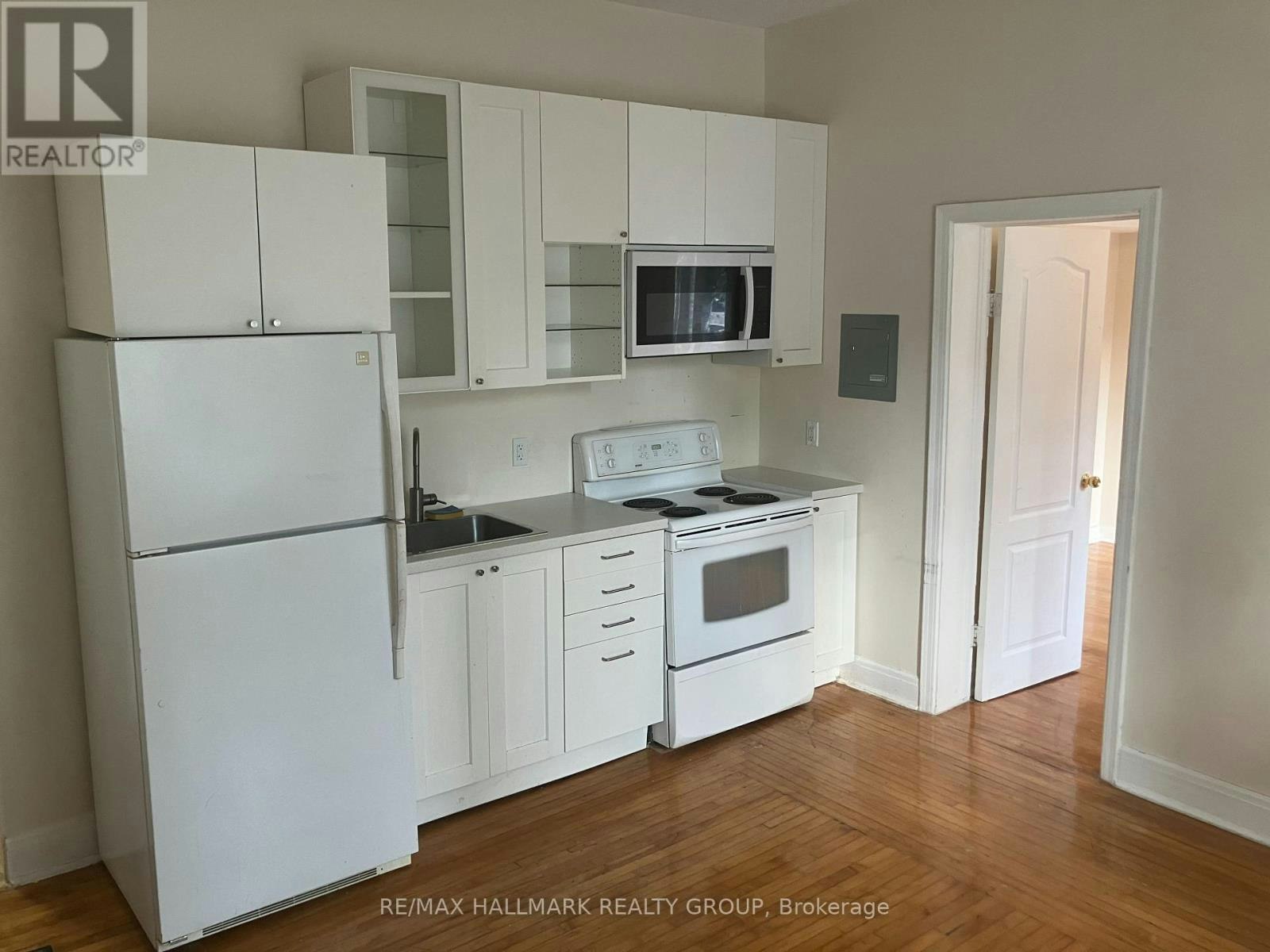 1-257 Bronson Avenue, Ottawa, ON, K1R 6H6 - 2