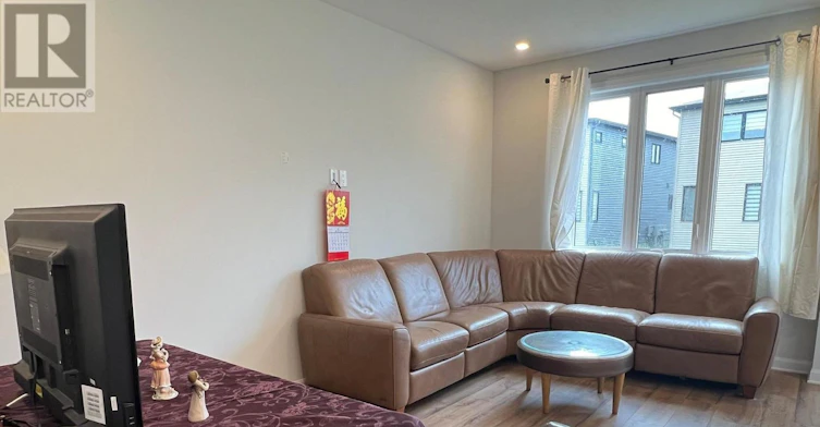 642 Hamsa Street, Ottawa, ON, K2J 6Z7 - 8
