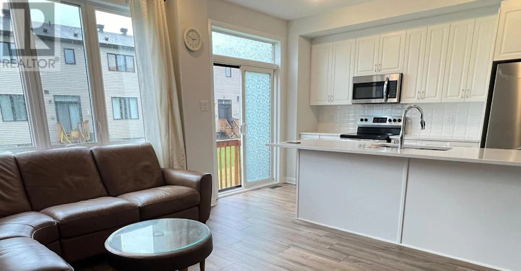 642 Hamsa Street, Ottawa, ON, K2J 6Z7 - 9