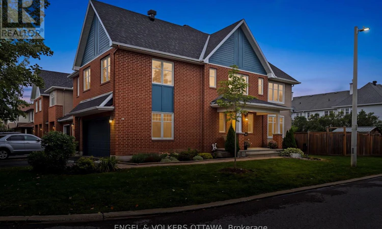 268 Horseshoe Crescent