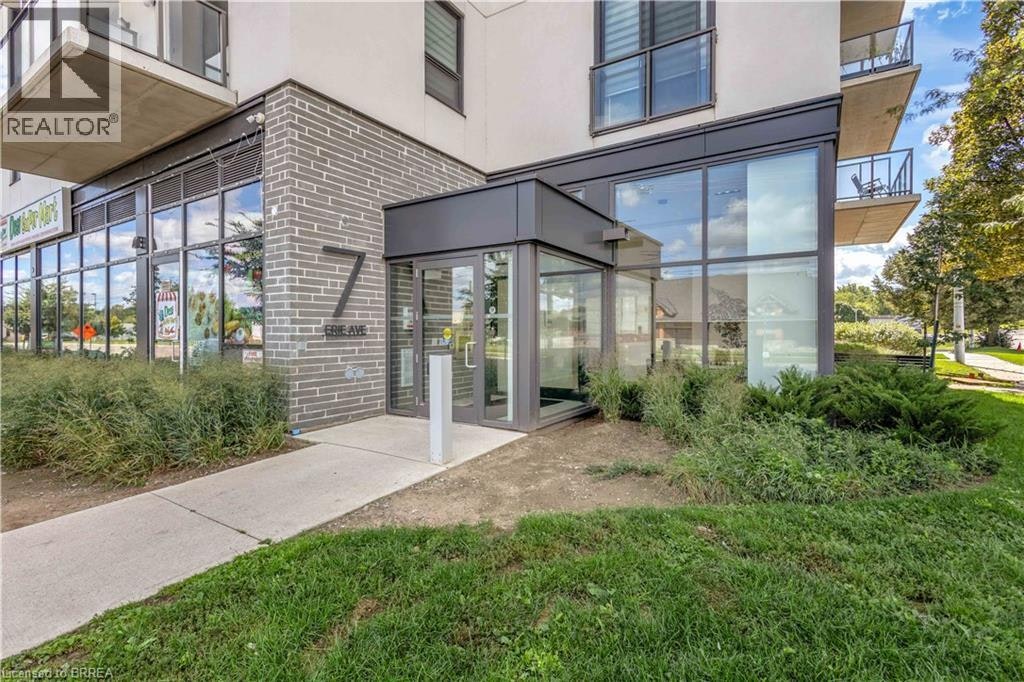304-7 Erie Avenue, Brantford, ON, N3S 0K5 - 2