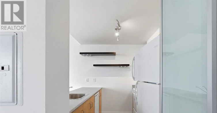 1602-281 Mutual Street, Toronto, ON, M4Y 3C4 - 11
