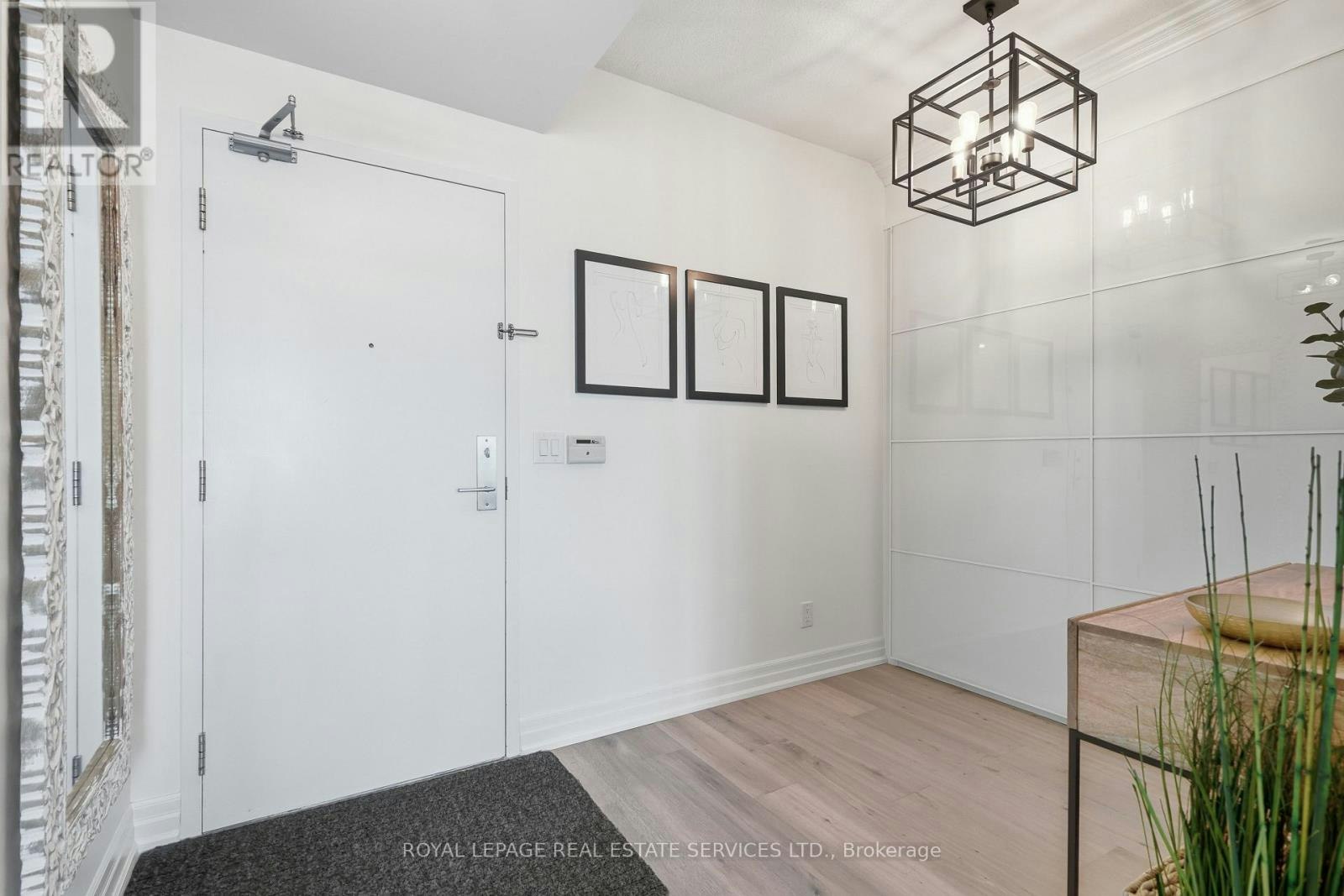 1607-150 Liberty Street EAST, Toronto, ON, M6K 3R5 - 2