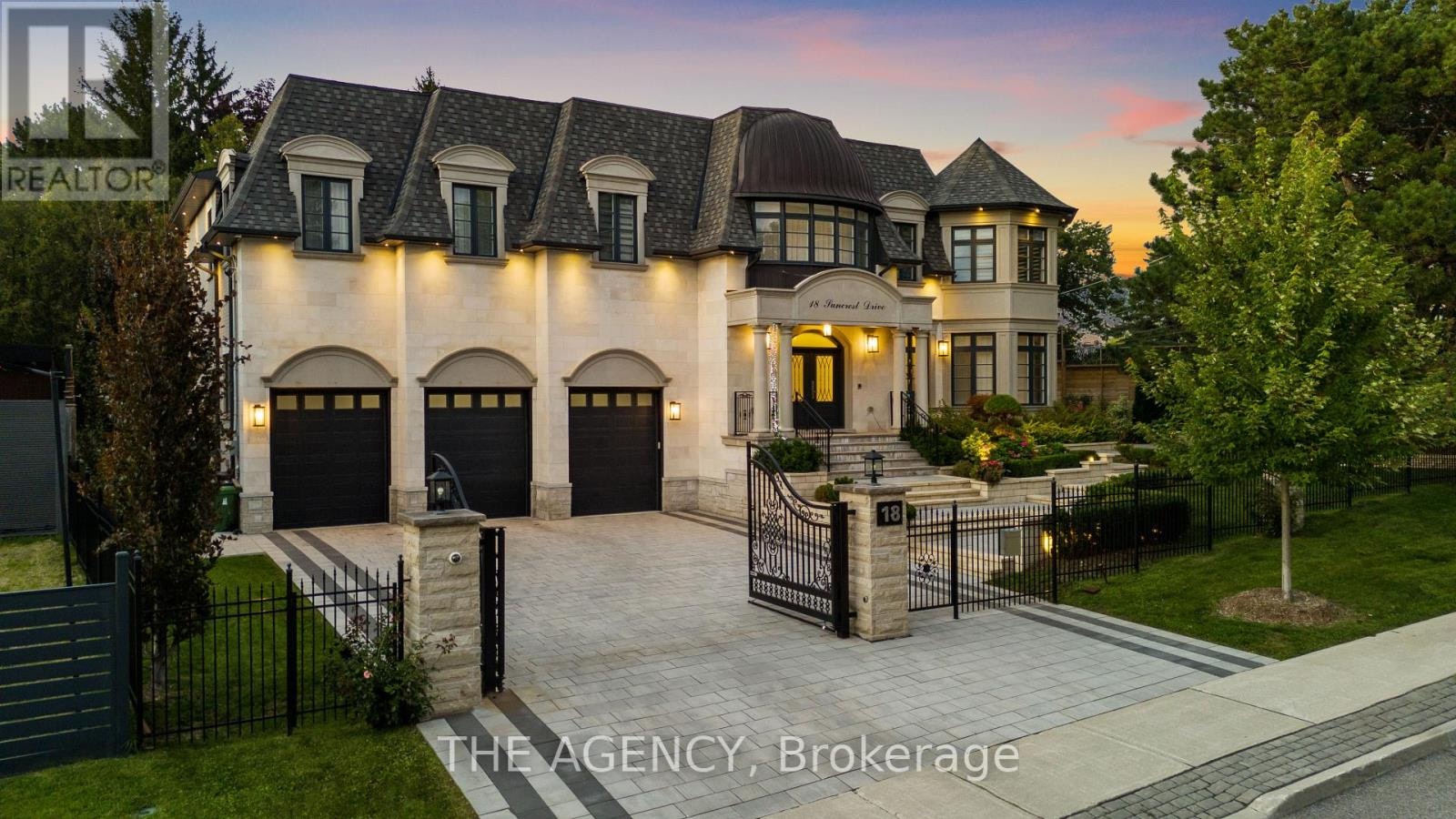 18 Suncrest Drive, Toronto, ON, M3C 2L2