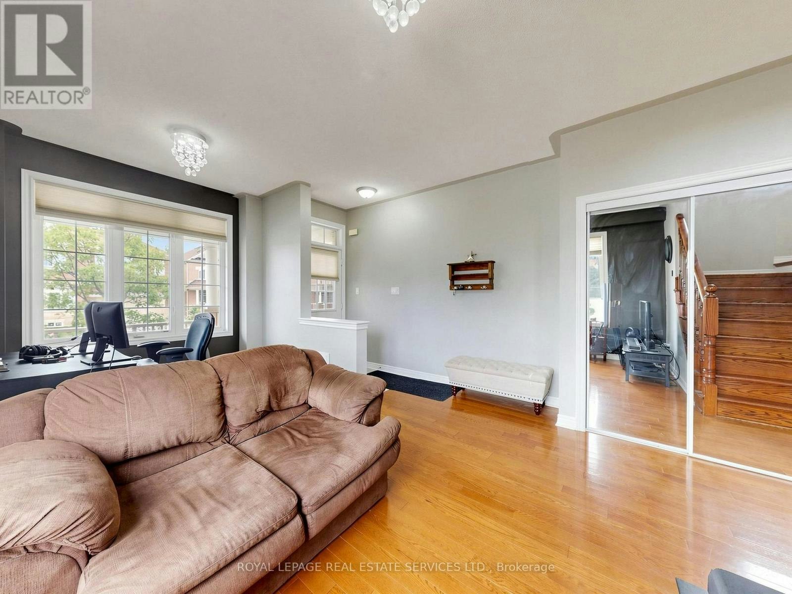 122 Juglans Crescent, Whitchurch-Stouffville, ON, L4A 1S5 - 6