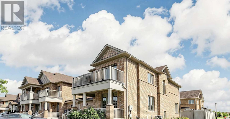 122 Juglans Crescent, Whitchurch-Stouffville, ON, L4A 1S5 - 2