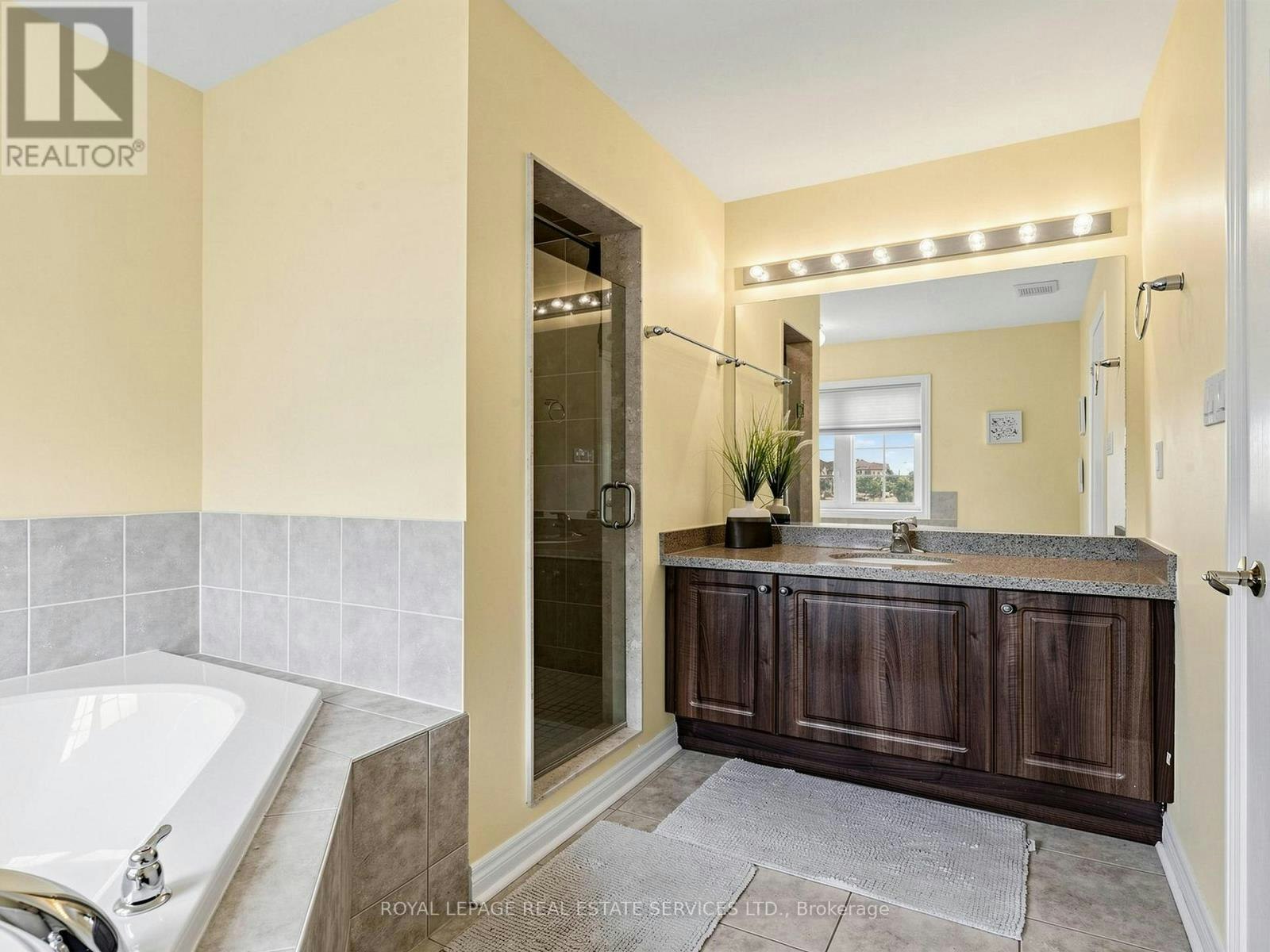 122 Juglans Crescent, Whitchurch-Stouffville, ON, L4A 1S5 - 18