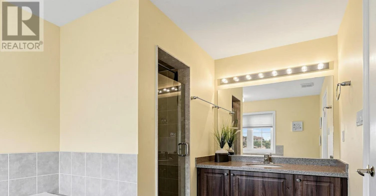 122 Juglans Crescent, Whitchurch-Stouffville, ON, L4A 1S5 - 18