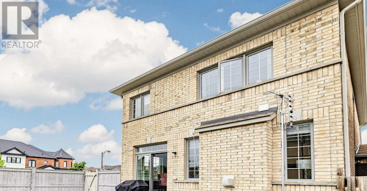 122 Juglans Crescent, Whitchurch-Stouffville, ON, L4A 1S5 - 28
