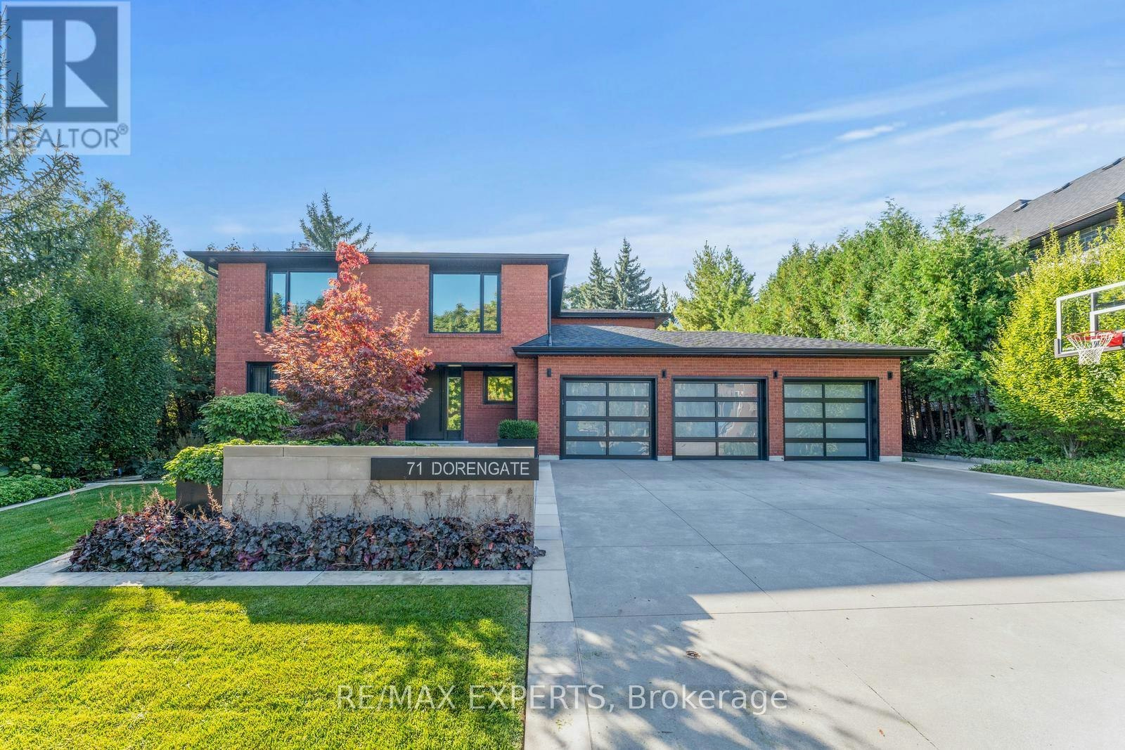 71 Dorengate Drive, Vaughan, ON, L4L 1M6
