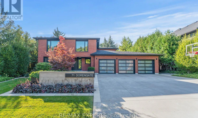 71 Dorengate Drive