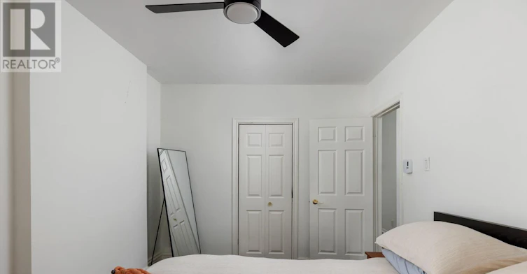 MAIN-32 Roblocke Avenue, Toronto, ON, M6G 3R7 - 36