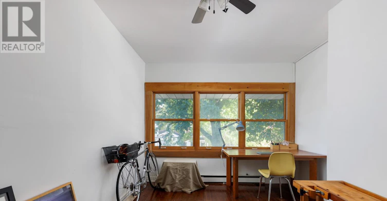 MAIN-32 Roblocke Avenue, Toronto, ON, M6G 3R7 - 38