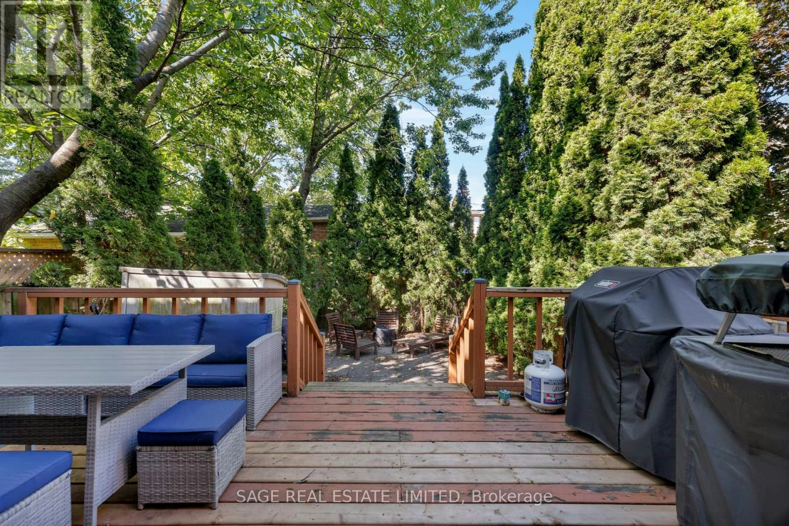 MAIN-32 Roblocke Avenue, Toronto, ON, M6G 3R7 - 25