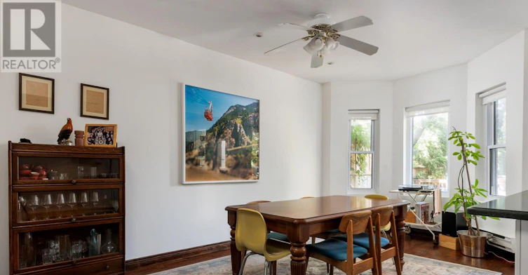 MAIN-32 Roblocke Avenue, Toronto, ON, M6G 3R7 - 13