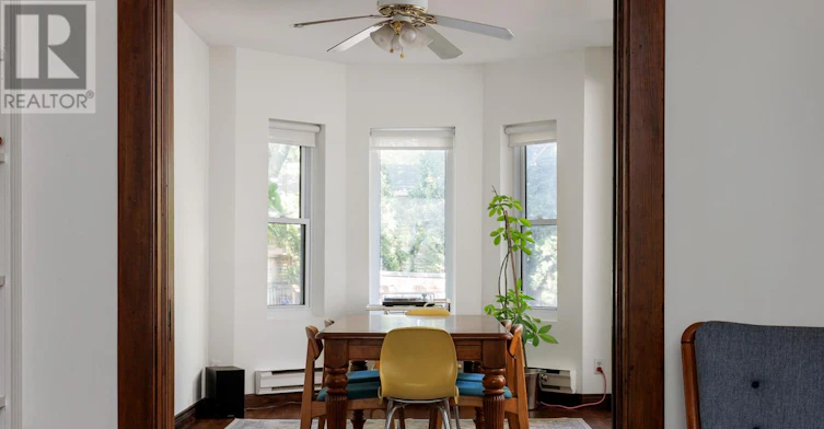 MAIN-32 Roblocke Avenue, Toronto, ON, M6G 3R7 - 11