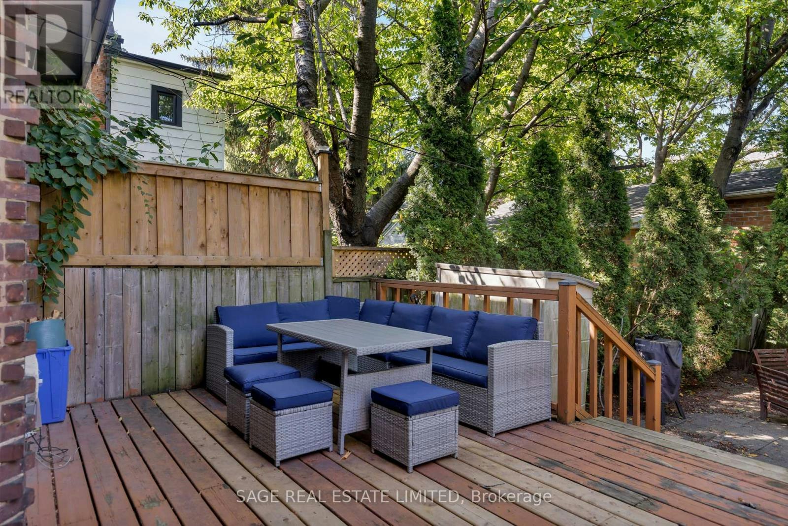 MAIN-32 Roblocke Avenue, Toronto, ON, M6G 3R7 - 26
