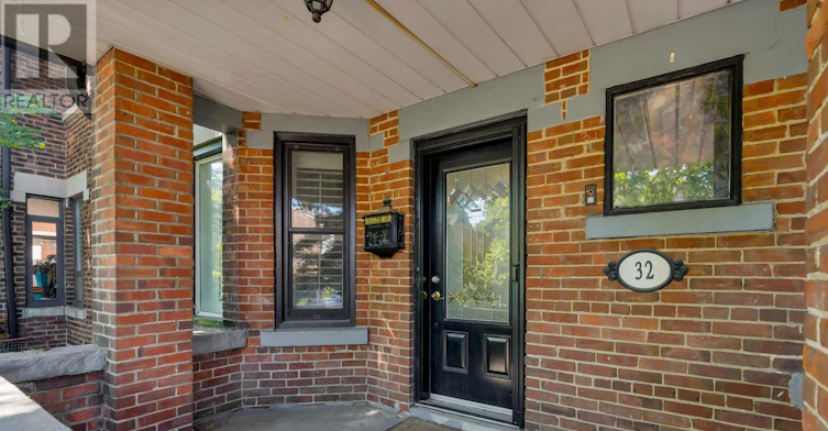 MAIN-32 Roblocke Avenue, Toronto, ON, M6G 3R7 - 2