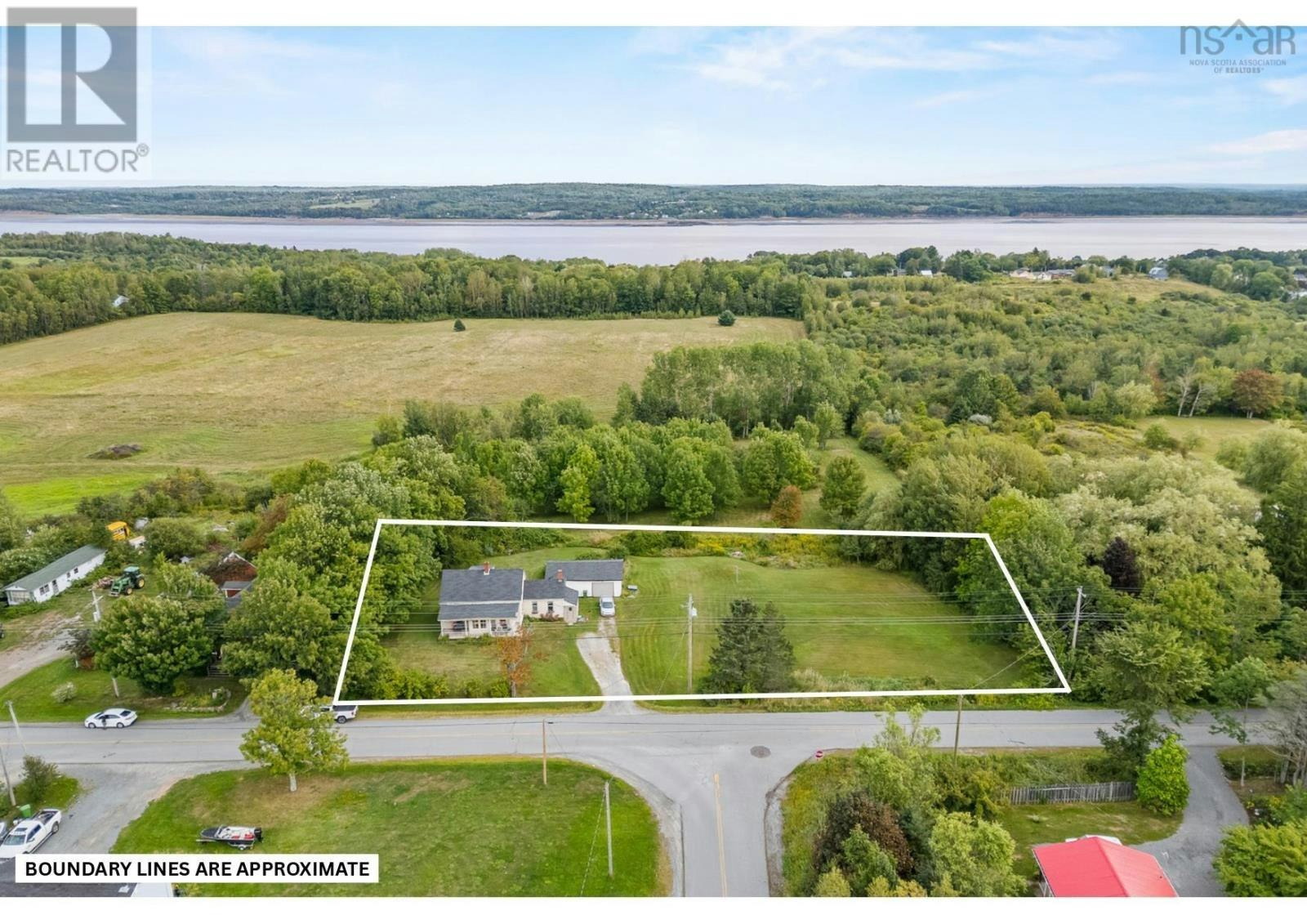 442 Lockhartville Road, Hants Border, NS, B0P 1P0