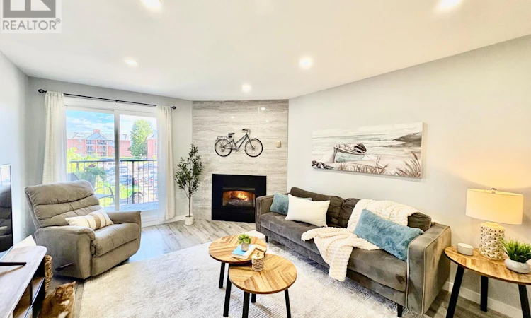 125-148 Conway Drive