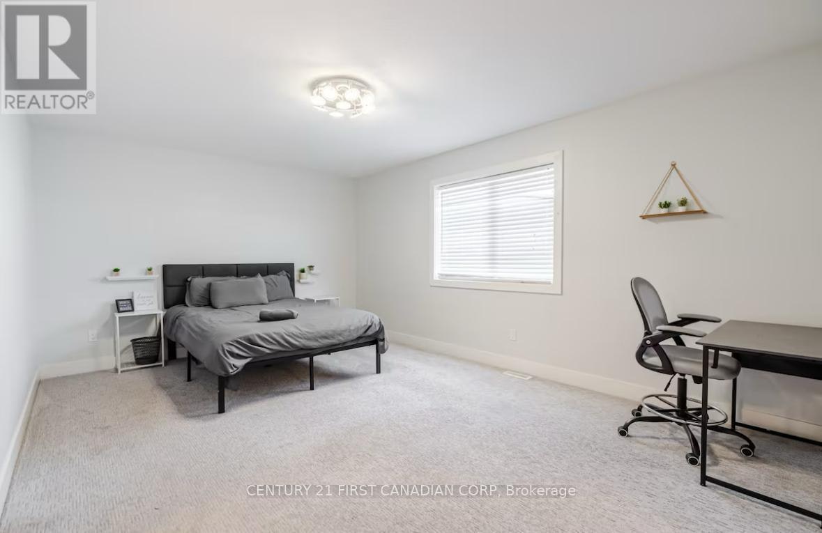 UPPER 11-2619 Sheffield Boulevard, London, ON, N6M 0G4 - 17