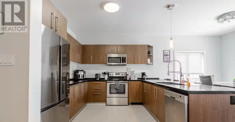 UPPER 11-2619 Sheffield Boulevard, London, ON, N6M 0G4 - 3