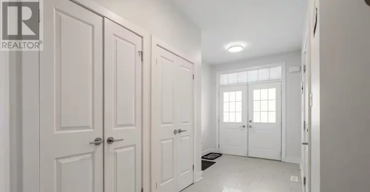 UPPER 11-2619 Sheffield Boulevard, London, ON, N6M 0G4