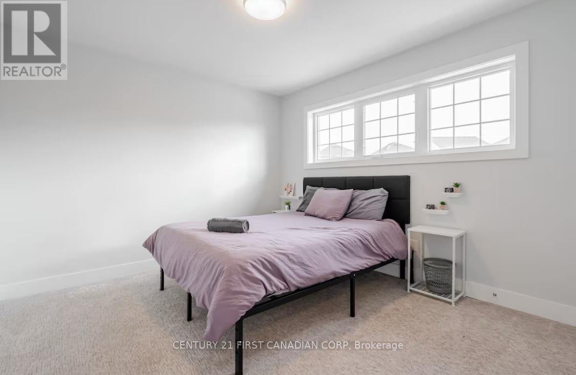 UPPER 11-2619 Sheffield Boulevard, London, ON, N6M 0G4 - 19