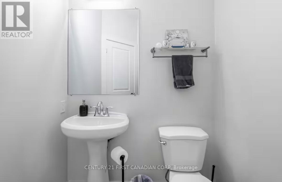 UPPER 11-2619 Sheffield Boulevard, London, ON, N6M 0G4 - 8