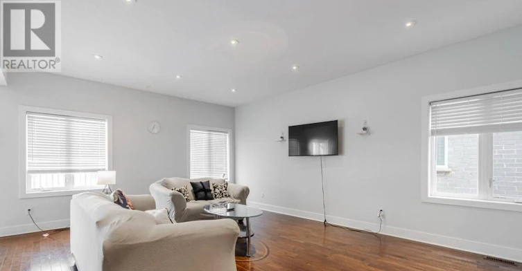 UPPER 11-2619 Sheffield Boulevard, London, ON, N6M 0G4 - 6