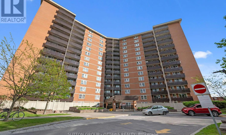 516-2000 Jasmine Crescent