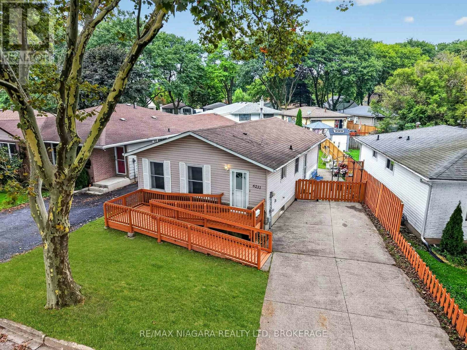 6231 Johnson Drive, Niagara Falls, ON, L2J 3J6