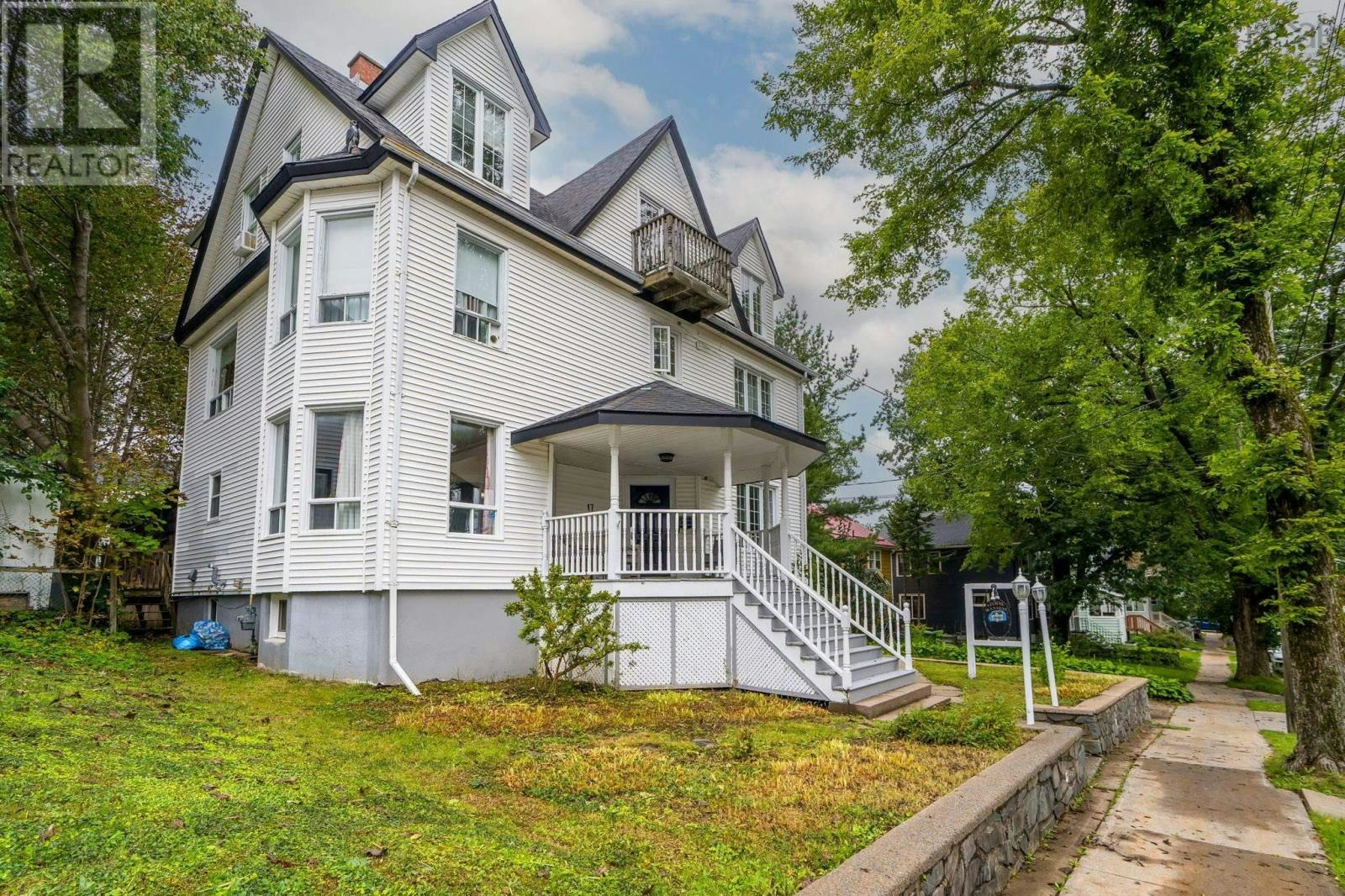 17 Tulip Street, Dartmouth, NS, B3A 2S5