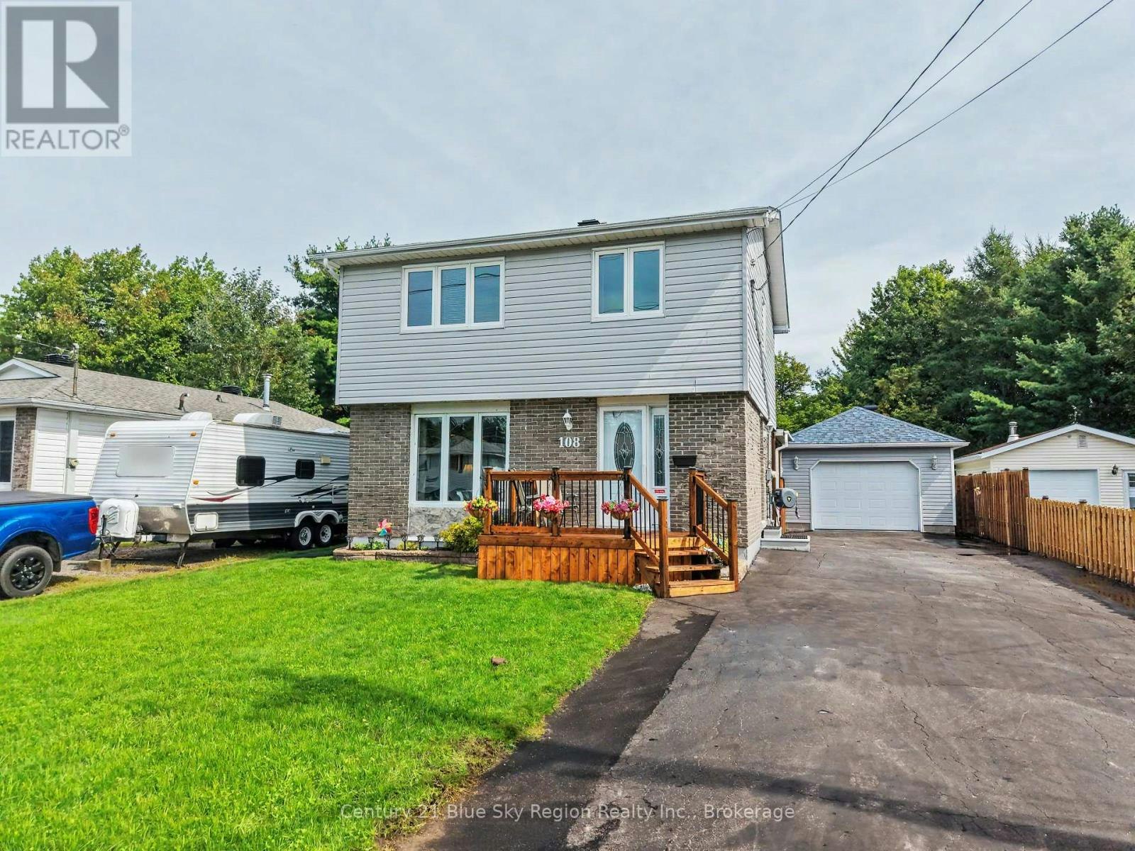 108 Tweedsmuir Drive, North Bay, ON, P1A 3T6
