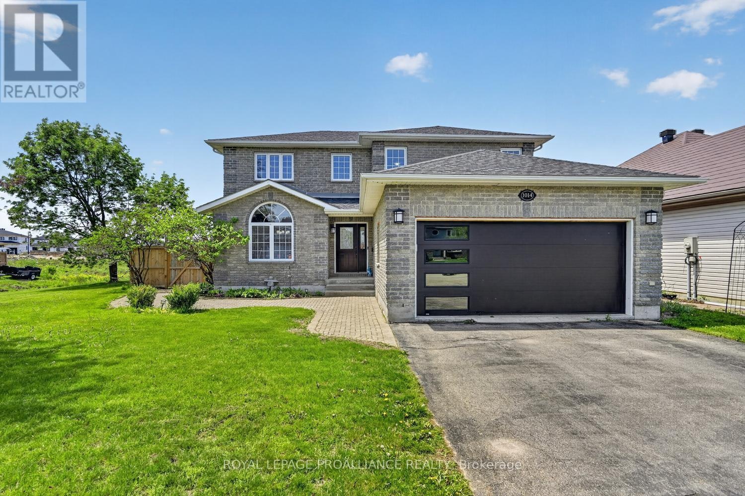 1014 Crestwood Drive, Brockville, ON, K6V 7N1