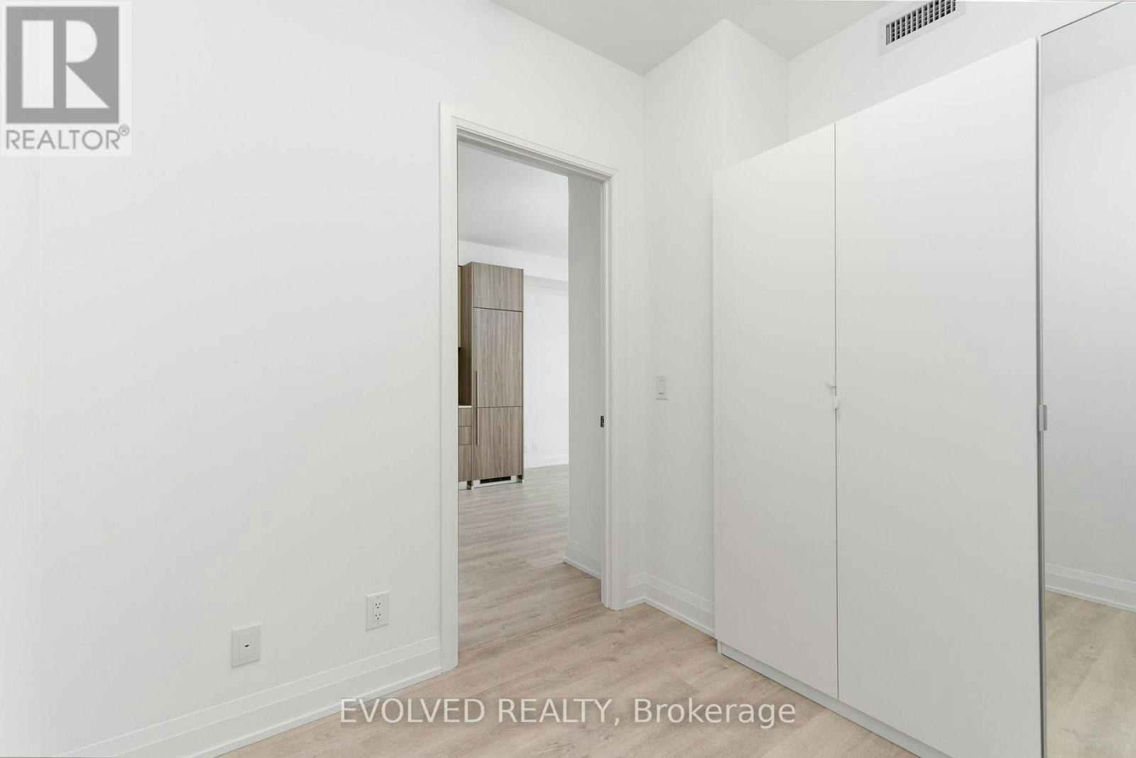 2810-65 Broadway Avenue, Toronto, ON, M4P 1T9 - 19