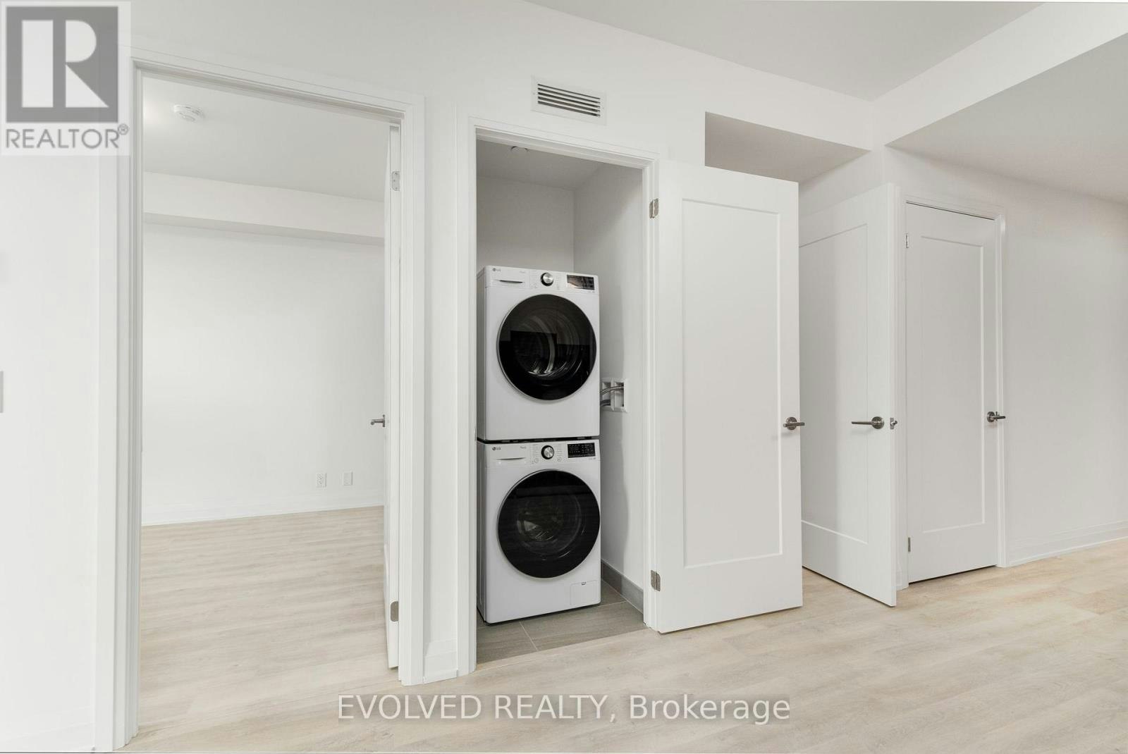 2810-65 Broadway Avenue, Toronto, ON, M4P 1T9 - 21