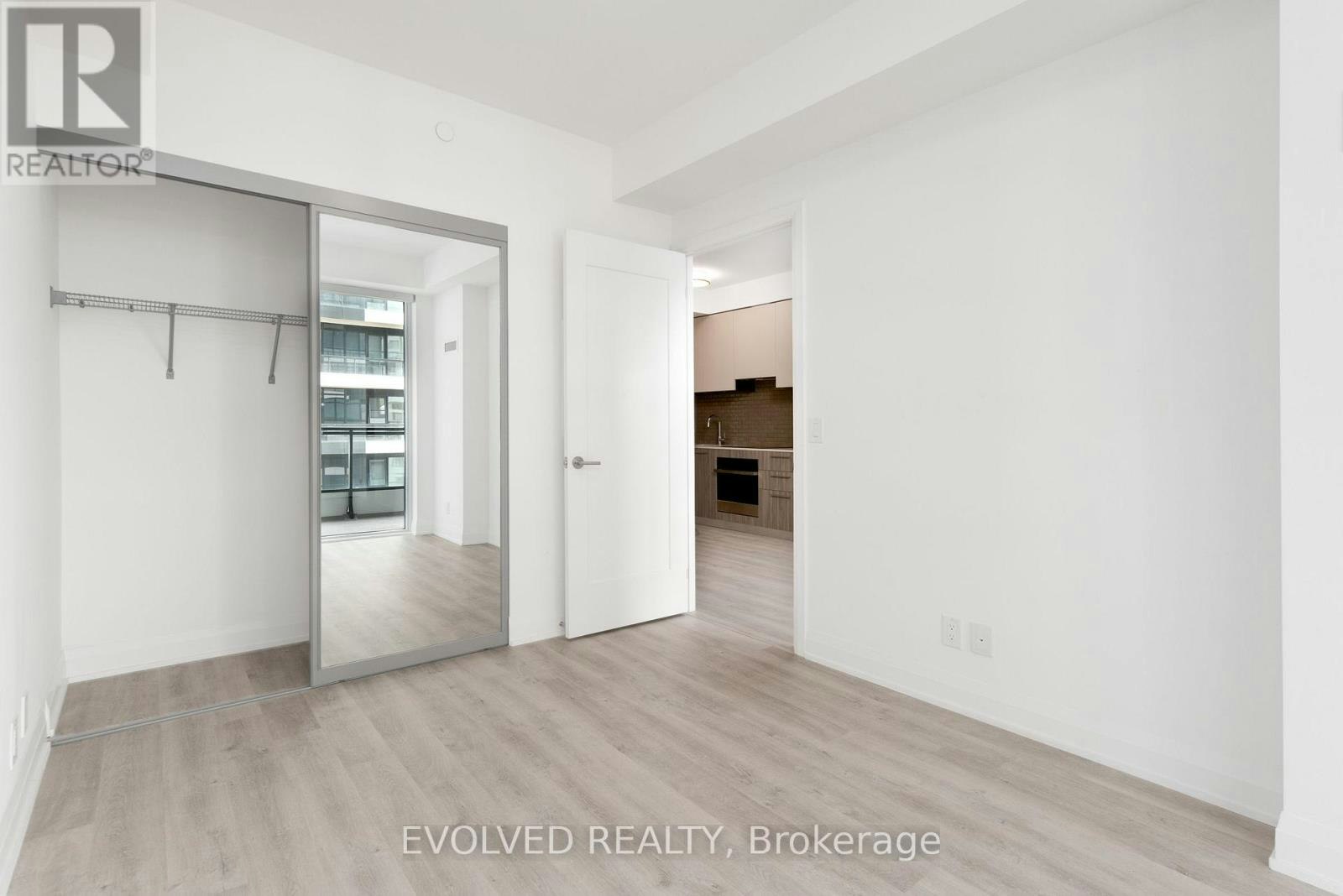 2810-65 Broadway Avenue, Toronto, ON, M4P 1T9 - 17