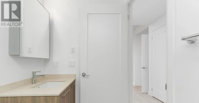 2810-65 Broadway Avenue, Toronto, ON, M4P 1T9 - 11