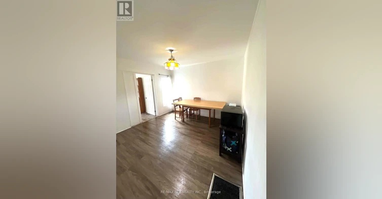 MAIN-4 Jeanette Street, Toronto, ON, M1M 3G1 - 4