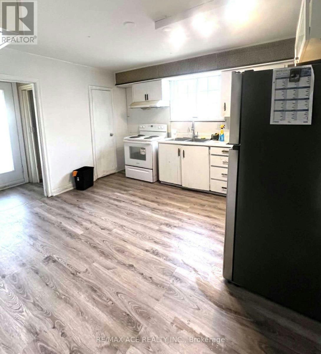 MAIN-4 Jeanette Street, Toronto, ON, M1M 3G1 - 6
