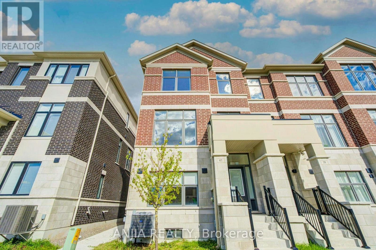 41 Kahshe Lane, Richmond Hill, ON, L4S 0N7
