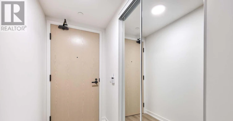 1817-195 Commerce Street, Vaughan, ON, L4K 0P9 - 3