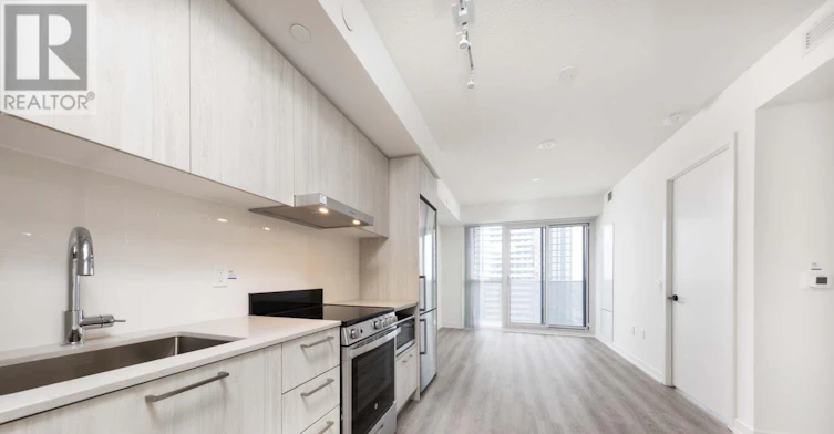 1817-195 Commerce Street, Vaughan, ON, L4K 0P9 - 6