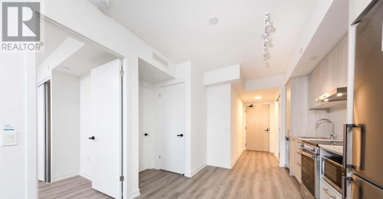 1817-195 Commerce Street, Vaughan, ON, L4K 0P9 - 11