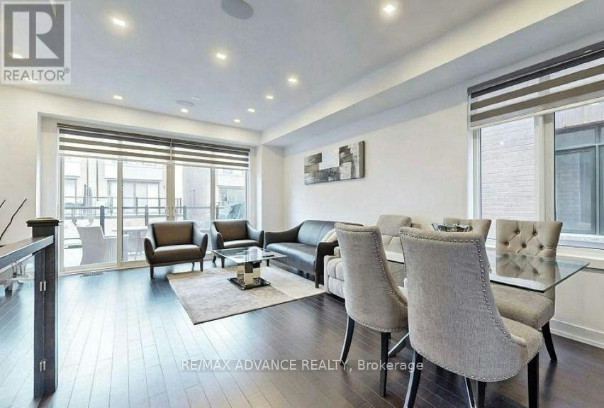 167 Salterton Circle, Vaughan, ON, L6A 4Z1 - 2