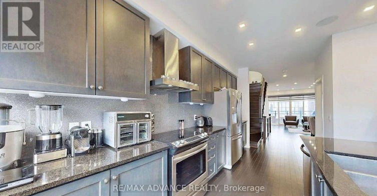 167 Salterton Circle, Vaughan, ON, L6A 4Z1 - 5