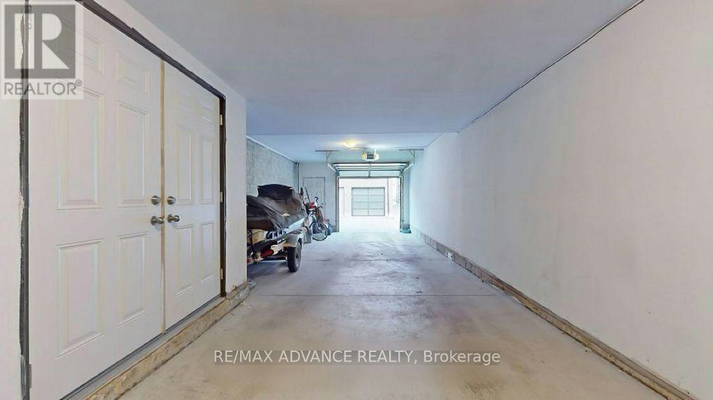 167 Salterton Circle, Vaughan, ON, L6A 4Z1 - 9